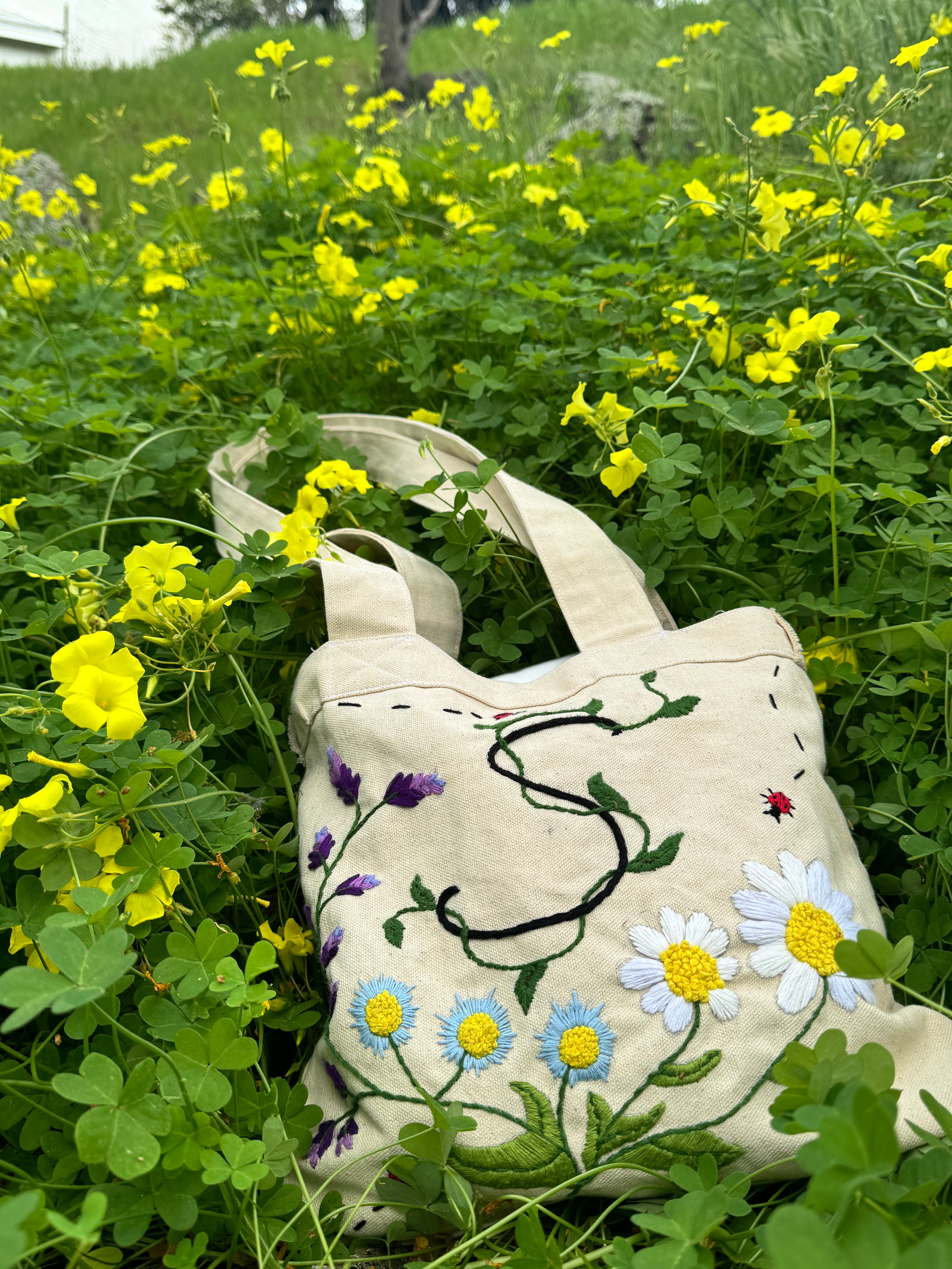 1/1 Embroidered Flower Tote