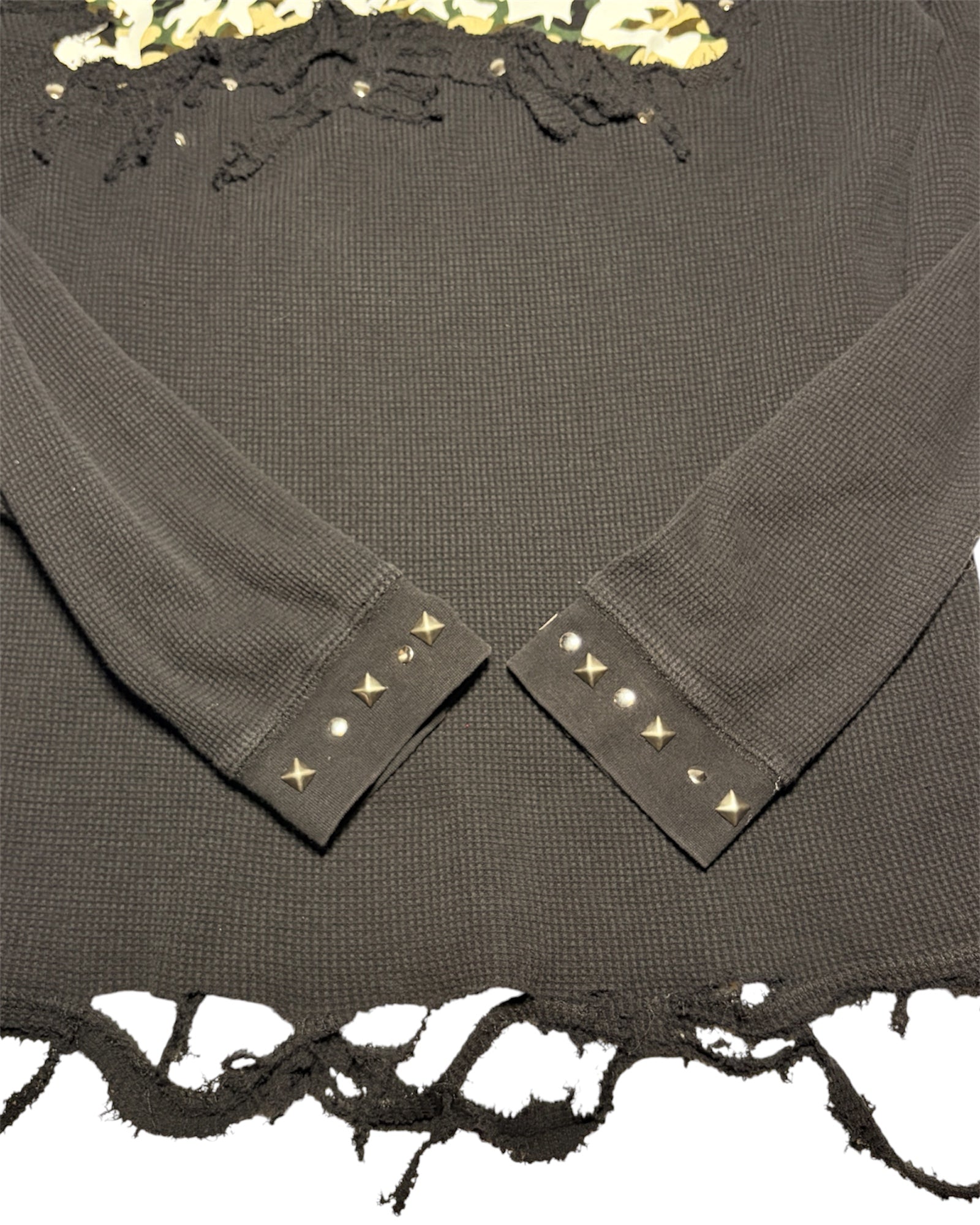 1/1 Torn & Studded Thermal