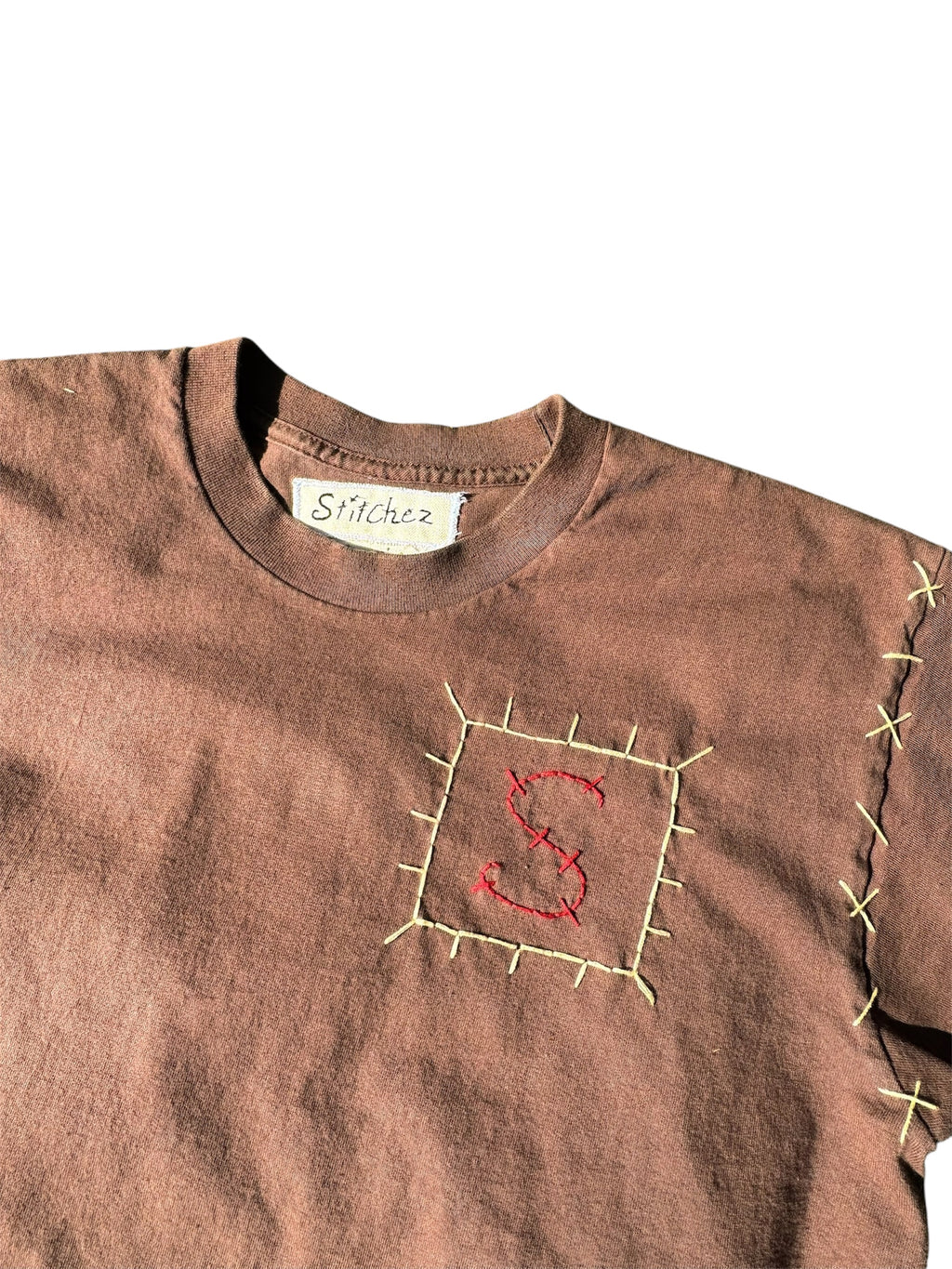 Red Daisy Tee
