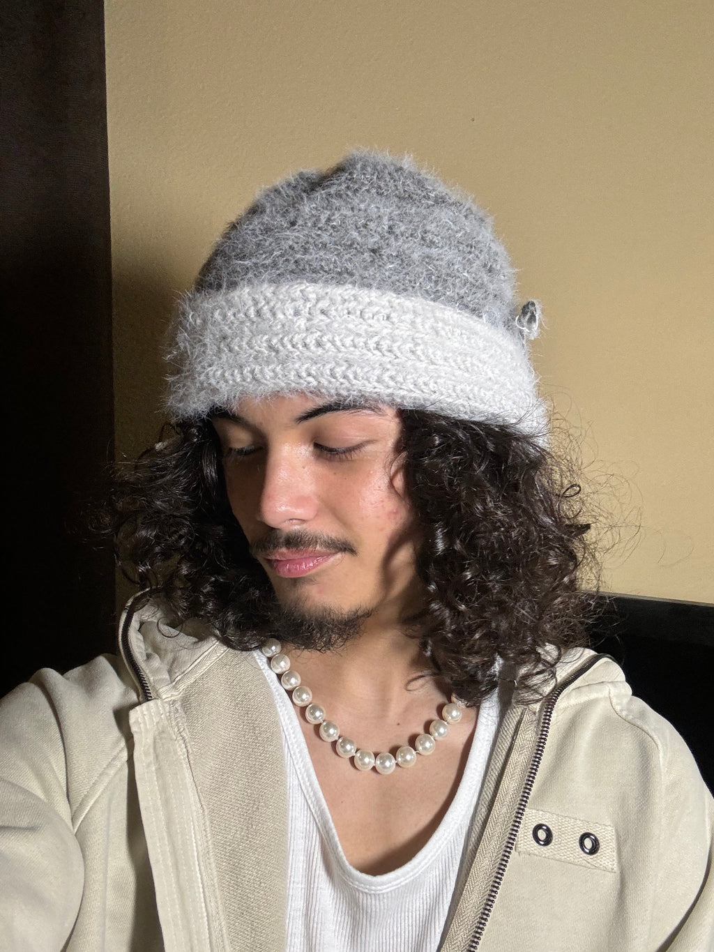 Fuzzy Gradient Beanie